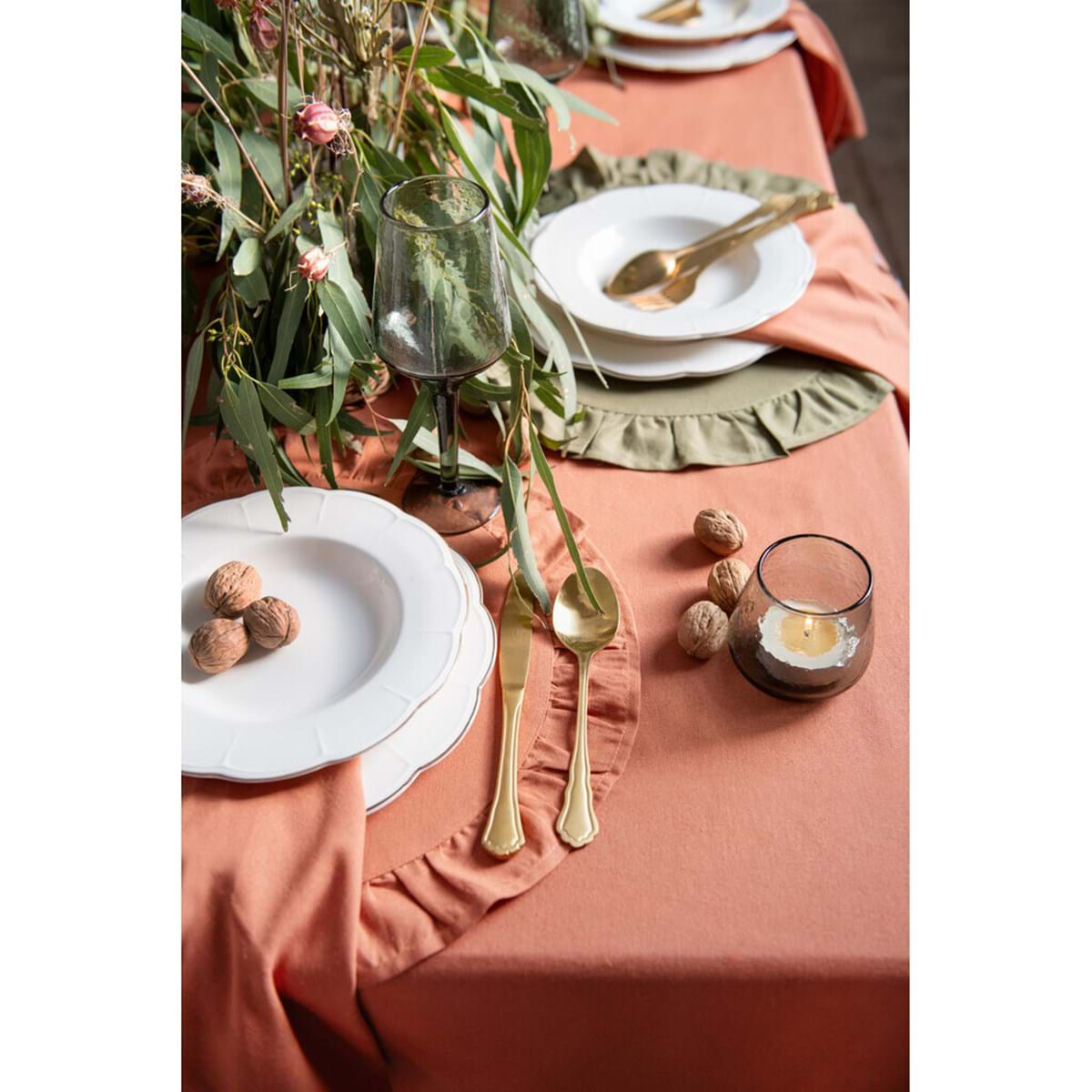 Tovaglia con frange color ruggine