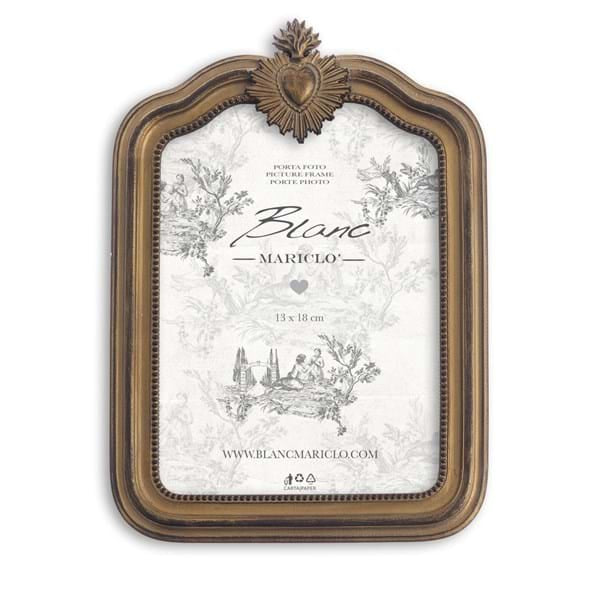Cornice dorata con cuore sacro