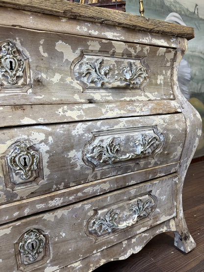 Cassettone originale francese